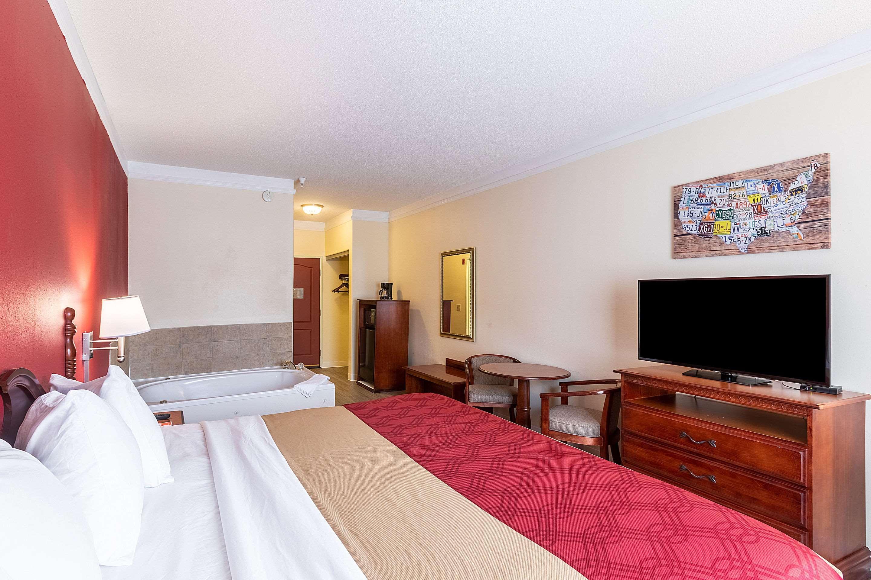 Econo Lodge Inn & Suites Douglasville Εξωτερικό φωτογραφία