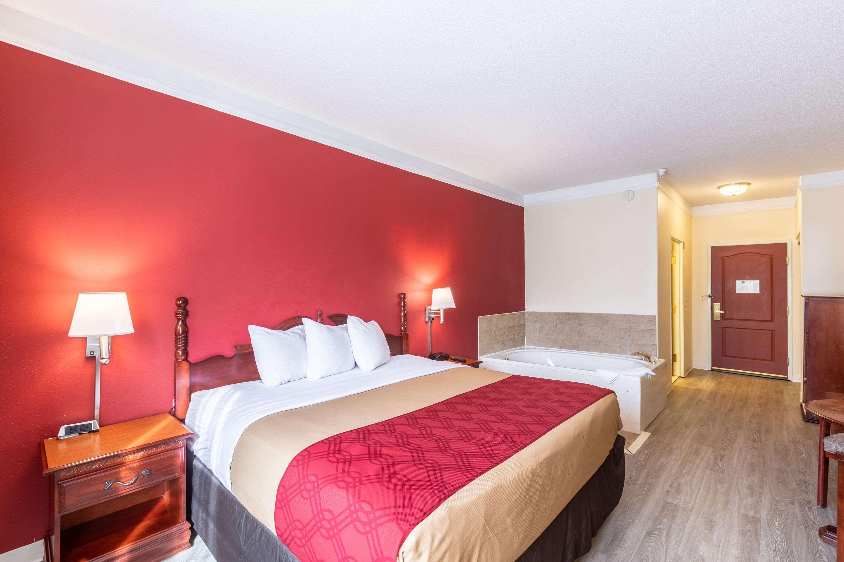 Econo Lodge Inn & Suites Douglasville Εξωτερικό φωτογραφία