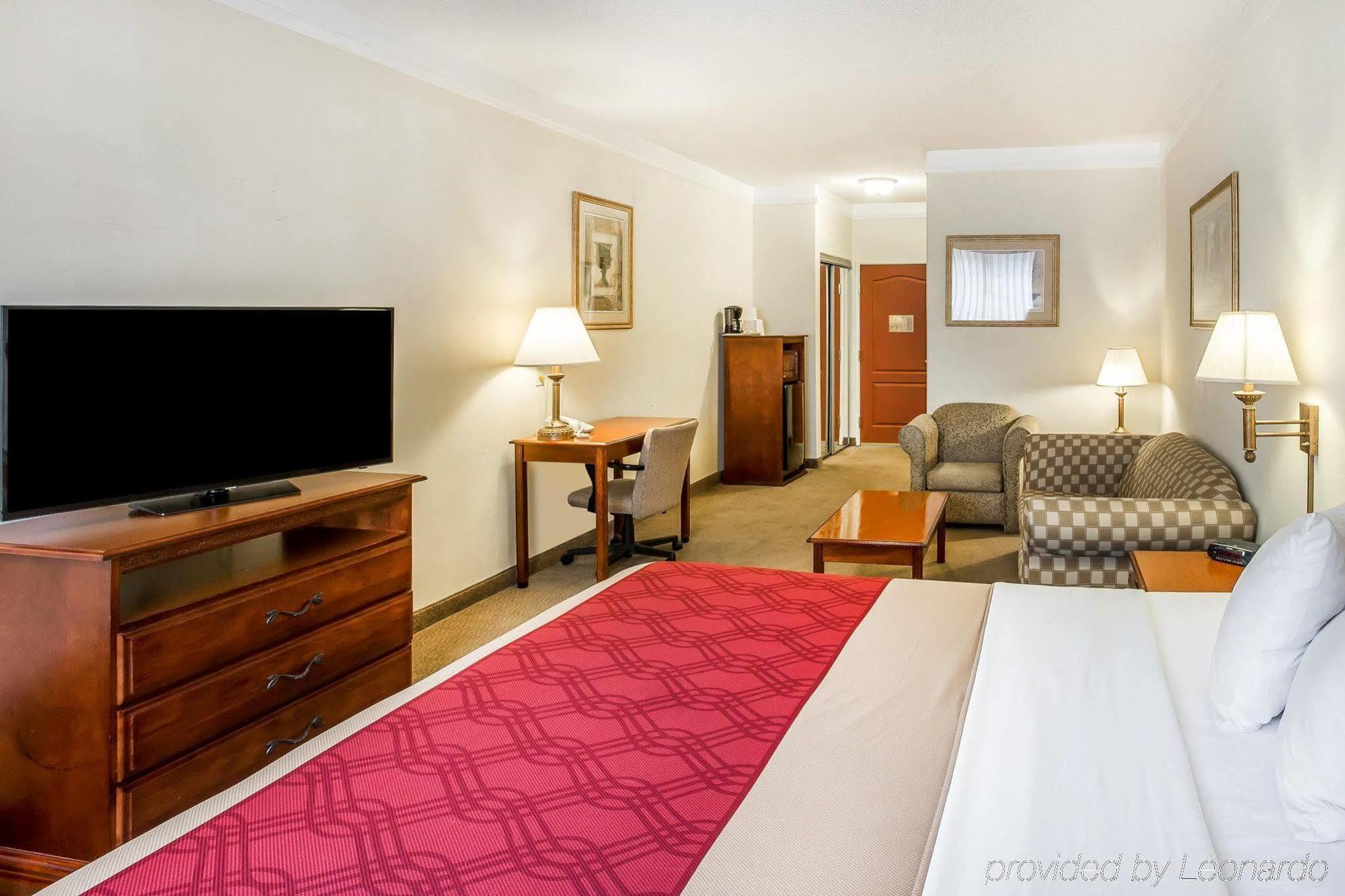 Econo Lodge Inn & Suites Douglasville Εξωτερικό φωτογραφία