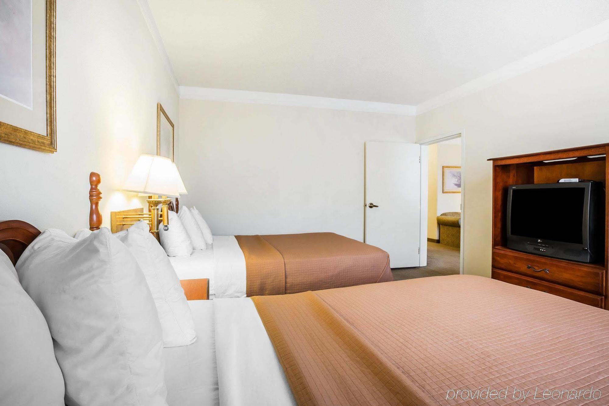 Econo Lodge Inn & Suites Douglasville Εξωτερικό φωτογραφία